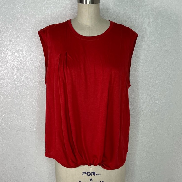 TINY Tops - Tiny by Anthropologie front knot red summer everyday basic  top M